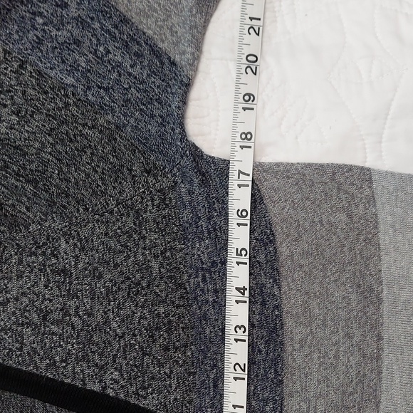 * Proof Excellence Striped Medium Soft Cardigan Sweater, Front Pockets, Like New - Picture 6 of 7